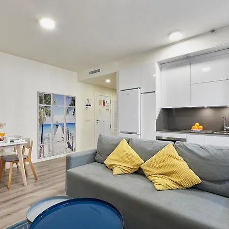 Apartment Maser Station *